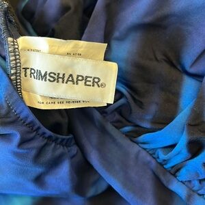 Trimshaper‎ Vibrant Blue One Piece Swimsuit with V-Neckline and Ruched Detailing